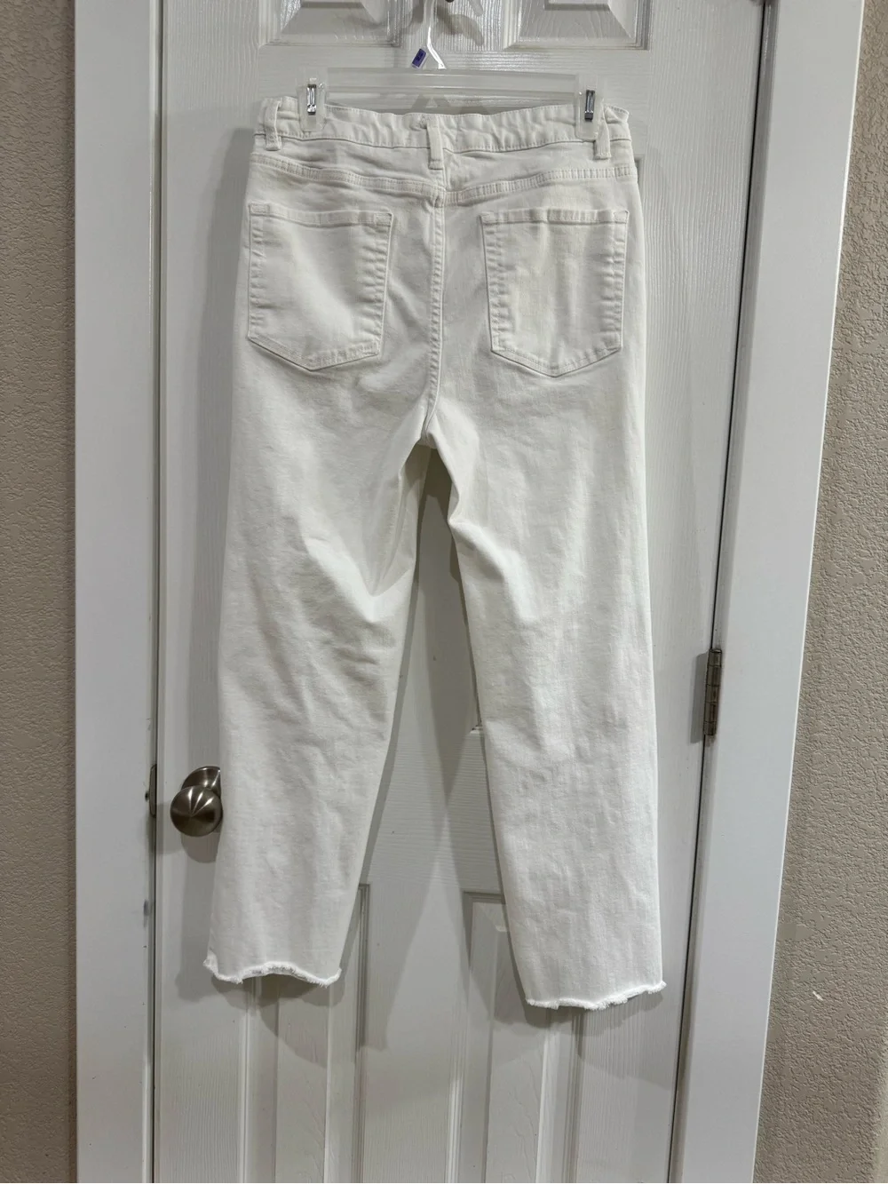 Oat New York White Cropped Straight Jeans